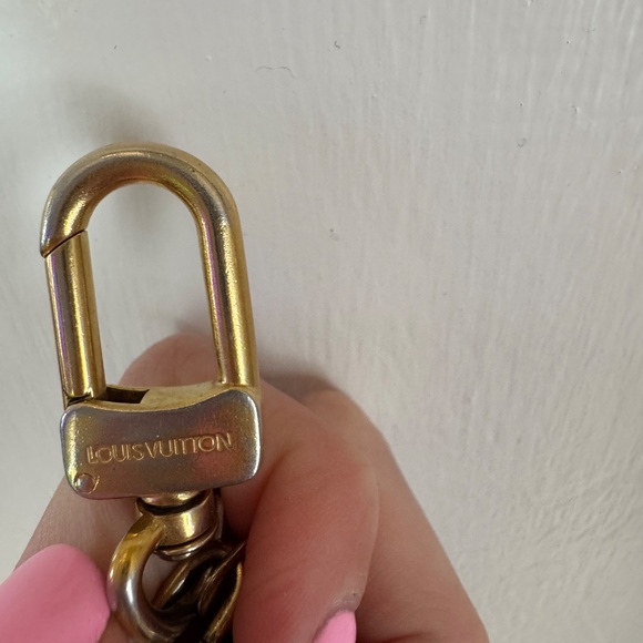 Louis Vuitton Black & Gold Enamel Key Chain/Bag Charm - Picture 9 of 12
